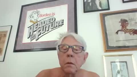 Snapshot of bestshot1951 chatting on October 2025 02:17:02 PM bestshot1951 online show from October 2025 02:17:02 PM