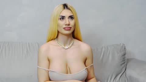 bethierusse online show from January 2025 12:04:02 AM