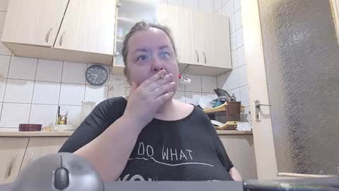 Snapshot of bethnorth chatting on March 2025 05:31:02 AM bethnorth online show from March 2025 05:31:02 AM