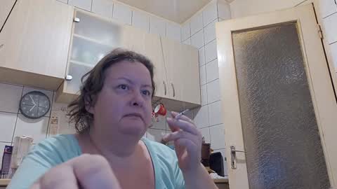 Snapshot of bethnorth chatting on September 2025 03:52:02 AM bethnorth online show from September 2025 03:52:02 AM