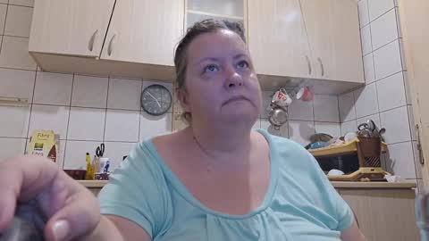 Snapshot of bethnorth chatting on September 2025 01:50:01 AM bethnorth online show from September 2025 01:50:01 AM