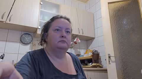 Snapshot of bethnorth chatting on September 2025 01:51:02 AM bethnorth online show from September 2025 01:51:02 AM