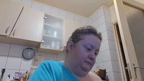 Snapshot of bethnorth chatting on October 2025 02:09:02 AM bethnorth online show from October 2025 02:09:02 AM