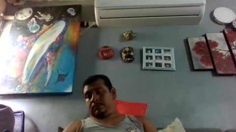 Snapshot of beto471292 chatting on May 2026 11:03:02 PM beto471292 online show from May 2026 11:03:02 PM