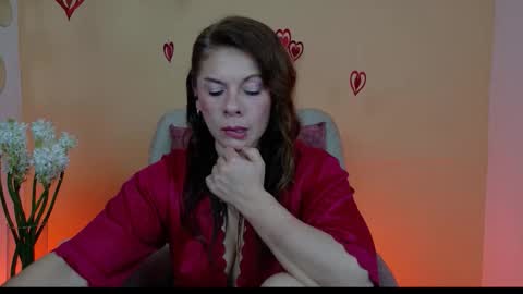 Snapshot of betsy_anub chatting on November 2025 07:45:01 PM LINDA online show from November 2025 07:45:01 PM