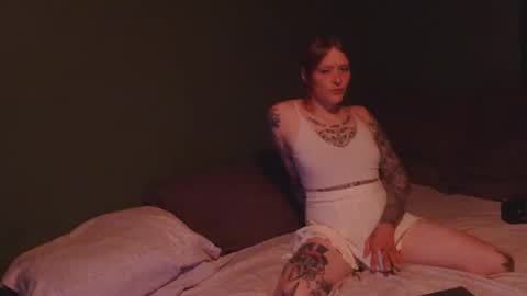 Snapshot of betsybradcock chatting on March 2026 02:59:01 AM Betsy online show from March 2026 02:59:01 AM