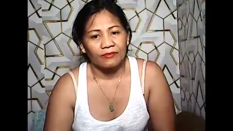 Snapshot of betty_83 chatting on April 2026 12:23:01 PM betty_83 online show from April 2026 12:23:01 PM