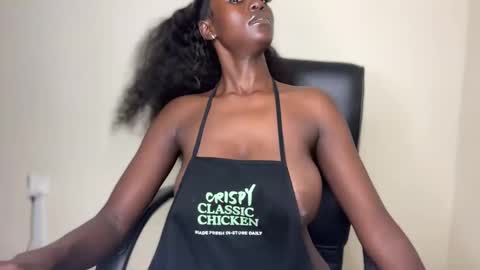 Snapshot of betty_fire_ chatting on February 2025 08:13:02 PM Adah online show from February 2025 08:13:02 PM