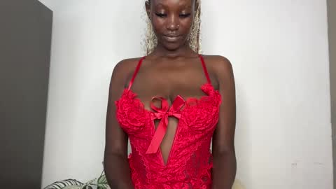 Snapshot of betty_fire_ chatting on October 2025 08:12:01 AM Adah online show from October 2025 08:12:01 AM