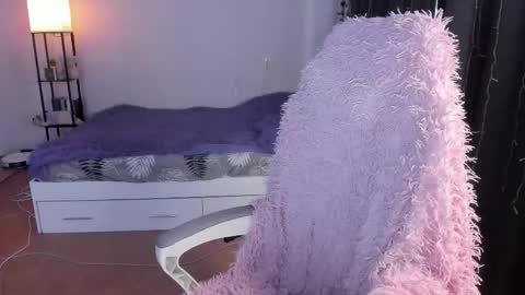 Dory make me happier online show from January 2026 03:21:02 AM