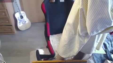 Snapshot of bettyburns chatting on September 2025 11:21:02 AM Betty online show from September 2025 11:21:02 AM