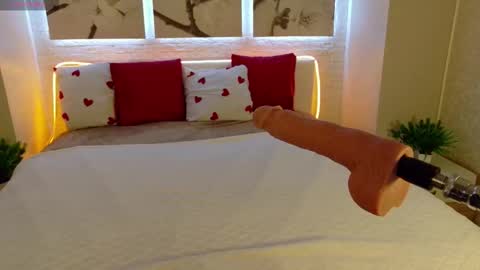 Snapshot of bettyrouse chatting on March 2026 08:59:02 PM Betty online show from March 2026 08:59:02 PM