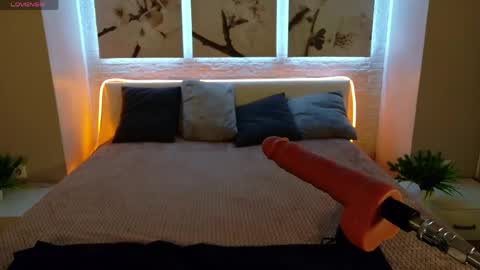 Snapshot of bettyrouse chatting on March 2026 08:23:02 PM Betty online show from March 2026 08:23:02 PM