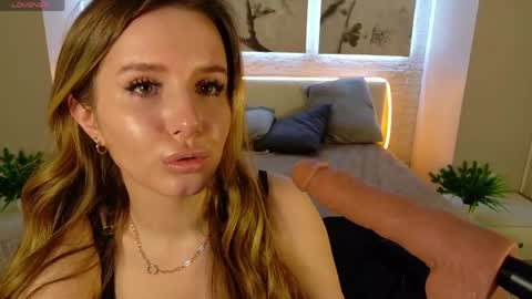 Snapshot of bettyrouse chatting on March 2026 08:46:02 PM Betty online show from March 2026 08:46:02 PM