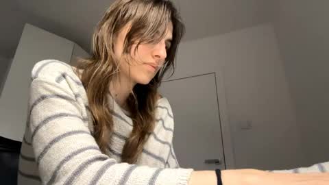 Snapshot of beulahweikert chatting on April 2026 08:57:02 PM Lina online show from April 2026 08:57:02 PM