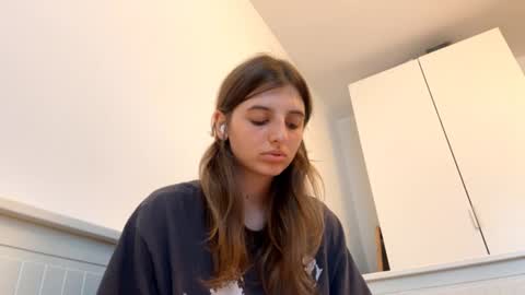 Lina online show from June 2026 05:16:01 PM