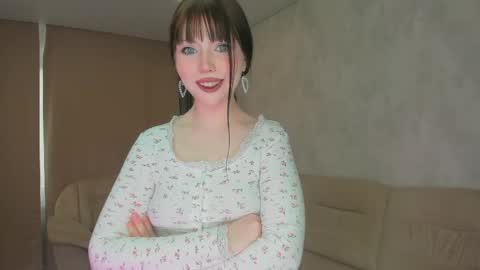 Snapshot of beverlyvegas chatting on May 2026 05:27:01 AM Jany online show from May 2026 05:27:01 AM