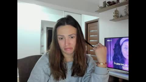 Snapshot of beyoncedoll chatting on January 2025 11:50:01 AM BeyonceDoll Twitter DollBeyonce online show from January 2025 11:50:01 AM