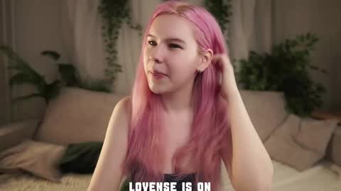 Eliz online show from November 2025 01:29:01 AM