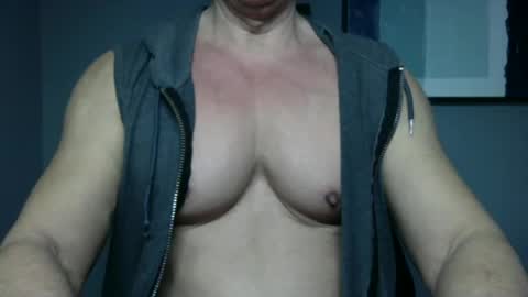 BGDKMUSCLEGUY - SELECTED BY CHATURBATE AS A TOP BROADCASTER FOR 2023 online show from January 2025 04:22:01 PM