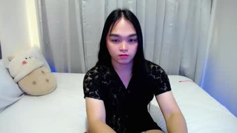 Snapshot of bhabytrans69 chatting on January 2025 12:24:01 AM BHABY 3 online show from January 2025 12:24:01 AM