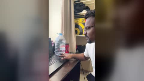 Snapshot of bhagihero chatting on April 2026 07:08:01 AM bhagihero online show from April 2026 07:08:01 AM