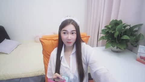 Snapshot of bhlinxuemei chatting on June 2026 07:52:01 AM bhlinxuemei online show from June 2026 07:52:01 AM