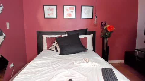 Snapshot of bhritany_brow chatting on January 2025 10:01:01 PM Bhri online show from January 2025 10:01:01 PM