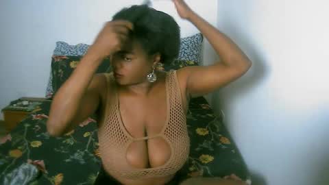 Snapshot of bianca_ebony chatting on September 2025 06:51:01 PM bianca ebony online show from September 2025 06:51:01 PM