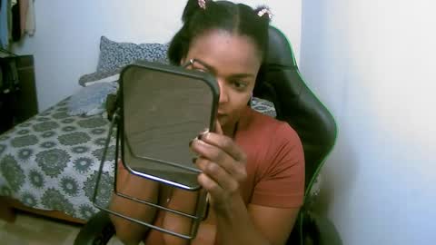 Snapshot of bianca_ebony chatting on October 2025 12:09:02 PM bianca ebony online show from October 2025 12:09:02 PM