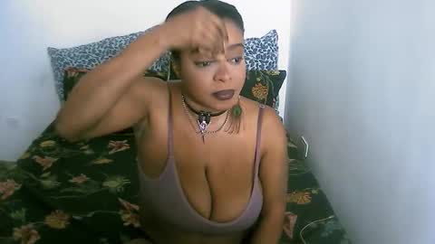 Snapshot of bianca_ebony chatting on November 2025 04:01:02 AM bianca ebony online show from November 2025 04:01:02 AM