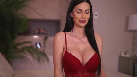 Snapshot of biancacain chatting on May 2026 01:19:01 PM Bianca online show from May 2026 01:19:01 PM