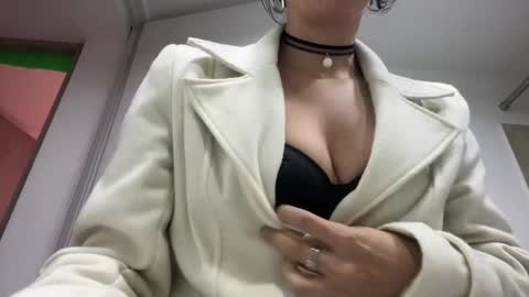 Snapshot of biancamirage1 chatting on April 2026 07:07:02 PM Bianca Mirage online show from April 2026 07:07:02 PM