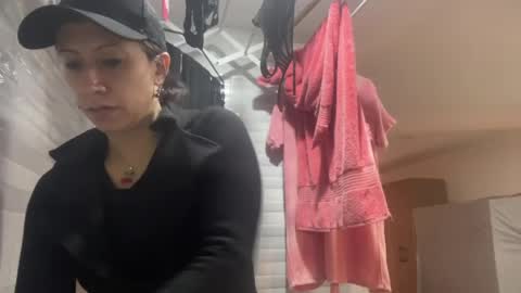 Snapshot of biancamirage1 chatting on April 2026 12:33:02 PM Bianca Mirage online show from April 2026 12:33:02 PM