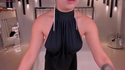 Snapshot of biancapierce_ chatting on November 2025 12:16:02 PM Bianca Pierce online show from November 2025 12:16:02 PM