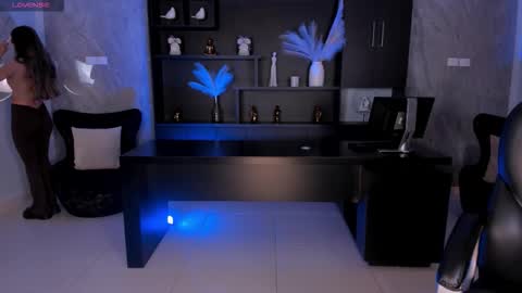 Snapshot of biancapierce_ chatting on December 2025 12:01:02 PM Bianca Pierce online show from December 2025 12:01:02 PM