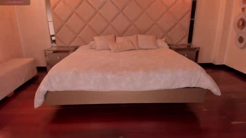 Snapshot of biancapierce_ chatting on February 2026 11:53:02 AM Bianca Pierce online show from February 2026 11:53:02 AM