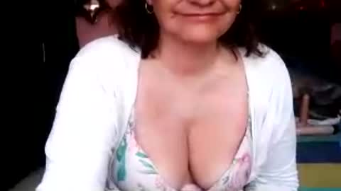 Snapshot of biancasteel chatting on June 2026 06:51:02 PM biancasteel online show from June 2026 06:51:02 PM