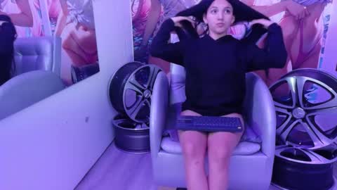 Snapshot of bibi_03 chatting on September 2025 12:10:02 AM Bibiana online show from September 2025 12:10:02 AM