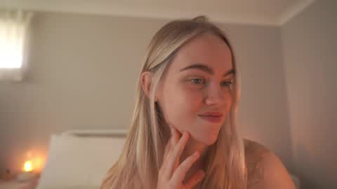 Snapshot of bibi_it_is chatting on March 2026 02:11:01 AM Bibi online show from March 2026 02:11:01 AM