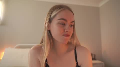 Snapshot of bibi_it_is chatting on April 2026 01:59:02 AM Bibi online show from April 2026 01:59:02 AM