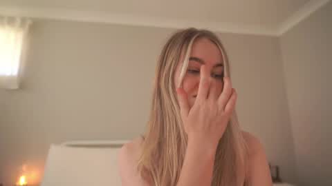 Snapshot of bibi_it_is chatting on April 2026 07:45:01 AM Bibi online show from April 2026 07:45:01 AM