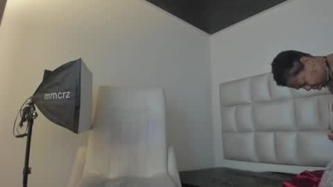 Snapshot of bibiana_js_ chatting on September 2025 12:06:01 PM bibiana_js_ online show from September 2025 12:06:01 PM