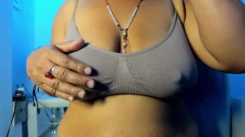 Snapshot of bibiana_js_ chatting on February 2026 04:24:02 PM bibiana_js_ online show from February 2026 04:24:02 PM