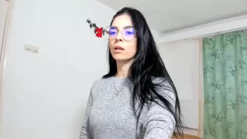 Snapshot of bibitina chatting on January 2025 03:03:01 PM innasugarwild online show from January 2025 03:03:01 PM