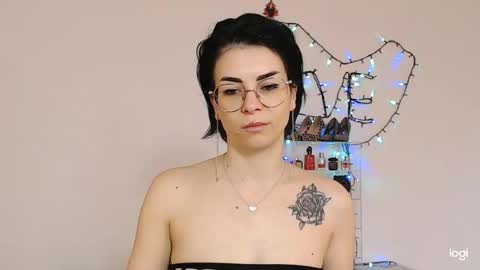 innasugarwild online show from April 2026 05:02:02 AM