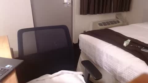 Snapshot of big6incheragain chatting on April 2026 12:10:01 AM big6incheragain online show from April 2026 12:10:01 AM