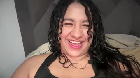 Snapshot of big_boobs_lau chatting on December 2025 05:52:01 PM lau li online show from December 2025 05:52:01 PM