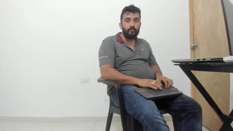 Tommy online show from November 2025 02:45:02 AM