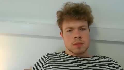 Snapshot of big_davexo chatting on April 2026 10:28:02 AM big_davexo online show from April 2026 10:28:02 AM